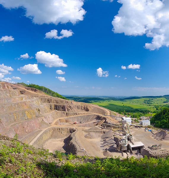Chevalier TP : Carri&egrave;re de basalte en Haute-Loire, Puy-de-D&ocirc;me & Cantal